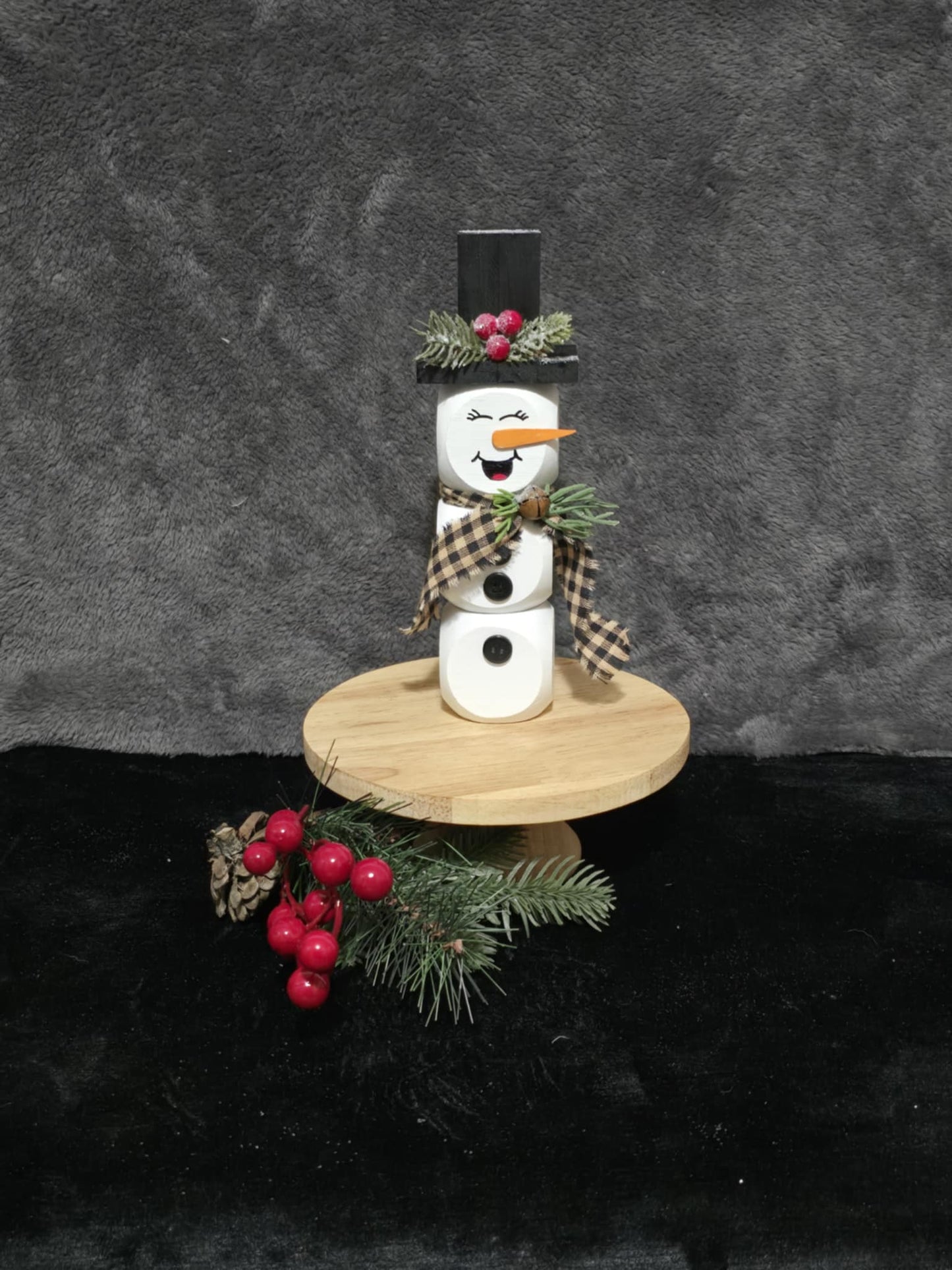 Wooden snowmen
