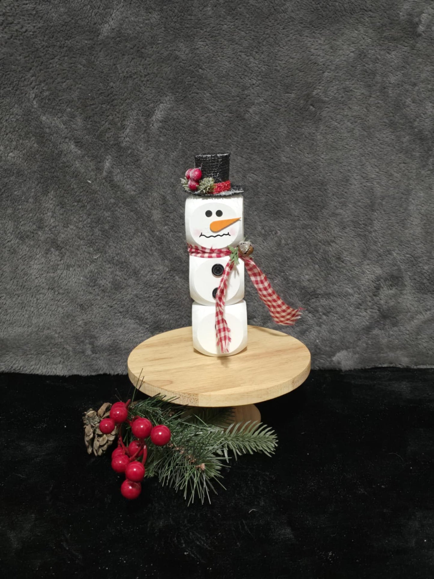 Wooden snowmen